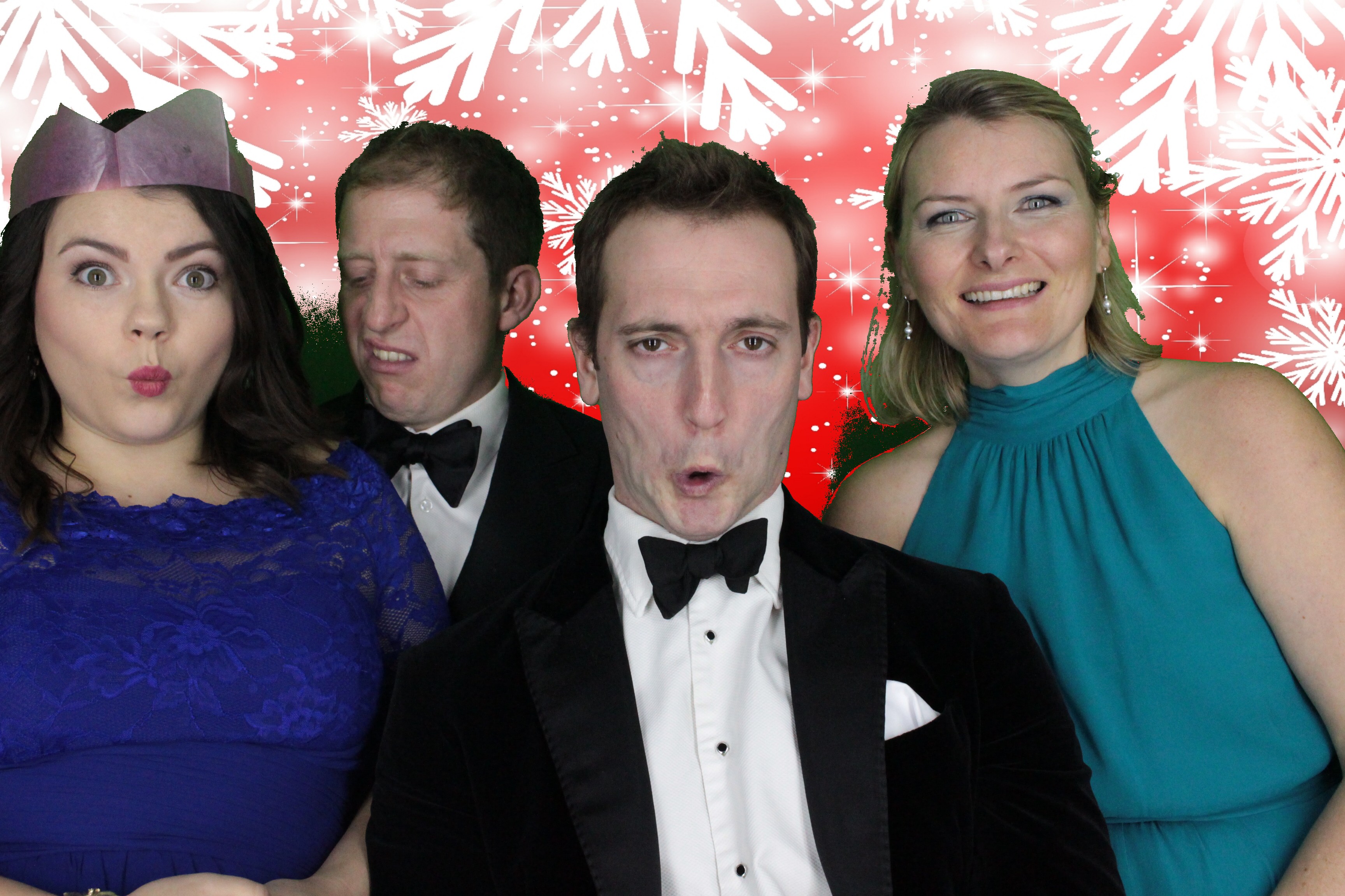 Upavon Officers' Mess Christmas Party | View more photos from the event at gallery.myphotoboothexperience.co.uk/u/MyPhotoBoothExperienceLtd/Upavon-Officers-Mess-Christmas-Party